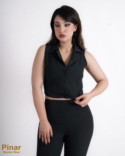 جلیقه زنانه یقه دار