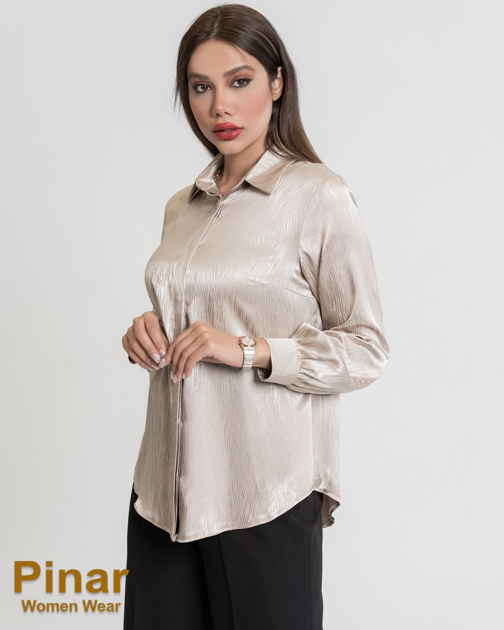 خرید شومیززنانه یقه مردانه