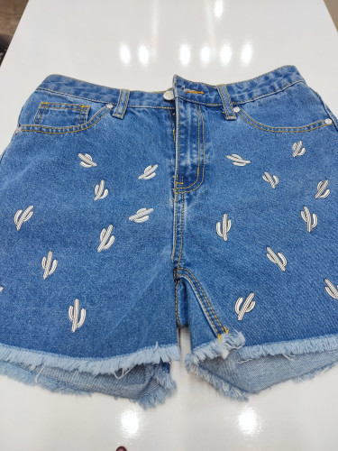 شورتک جین زنانه