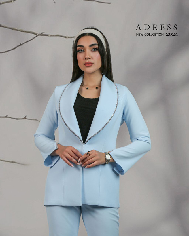 کت و شلوار آبی آسمانی