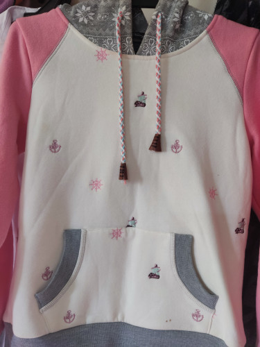 هودی دخترانه ضخیم