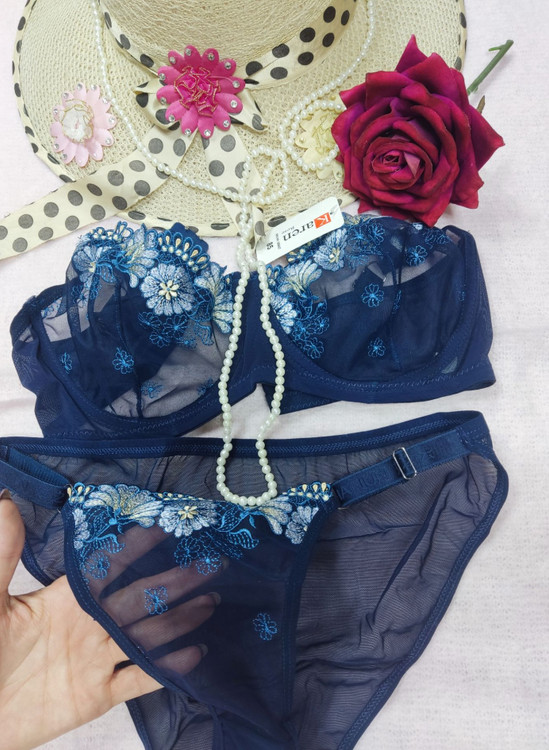 شورت سوتین گیپور طرحدار