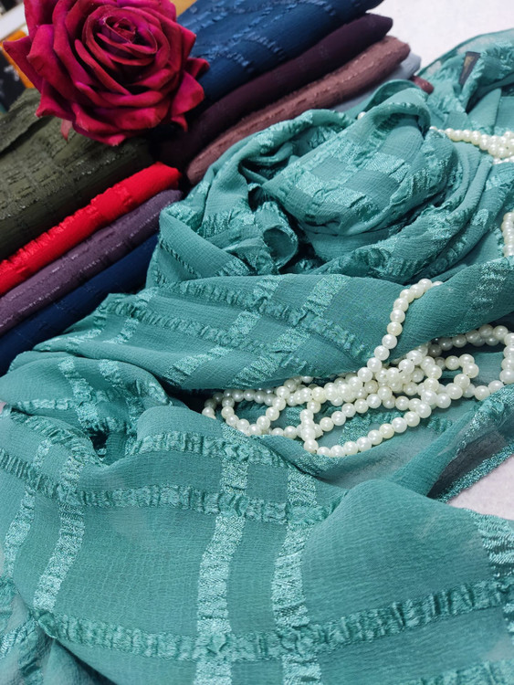 قیمت و خرید شال زنانه خط دار روزمره