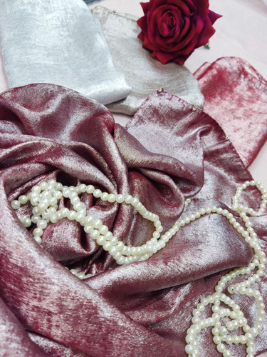 روسری زنانه طرح ابروبادی