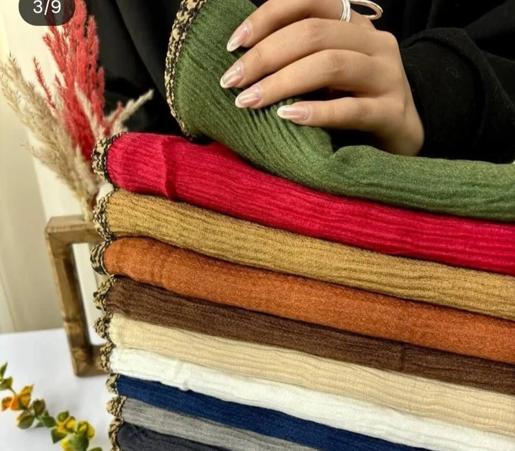 شال گرم پاییزی مدل پلیسه