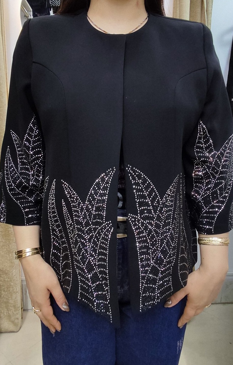 کت مجلسی کار شده ی زنانه با نگین کریستال