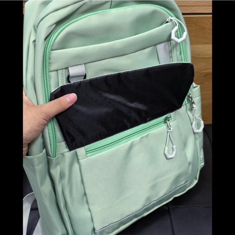 کوله پشتی اسپرت سبک پارچه کجراه خارجی ضد تعریق مناسب سوم ابتدایی به بالا