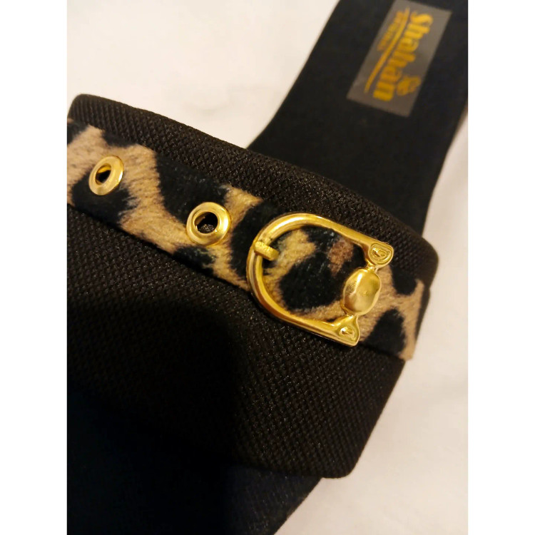 صندل زنانه مدل زرینه مشکی بند پلنگی و یراق طلایی سایز 37 تا 40